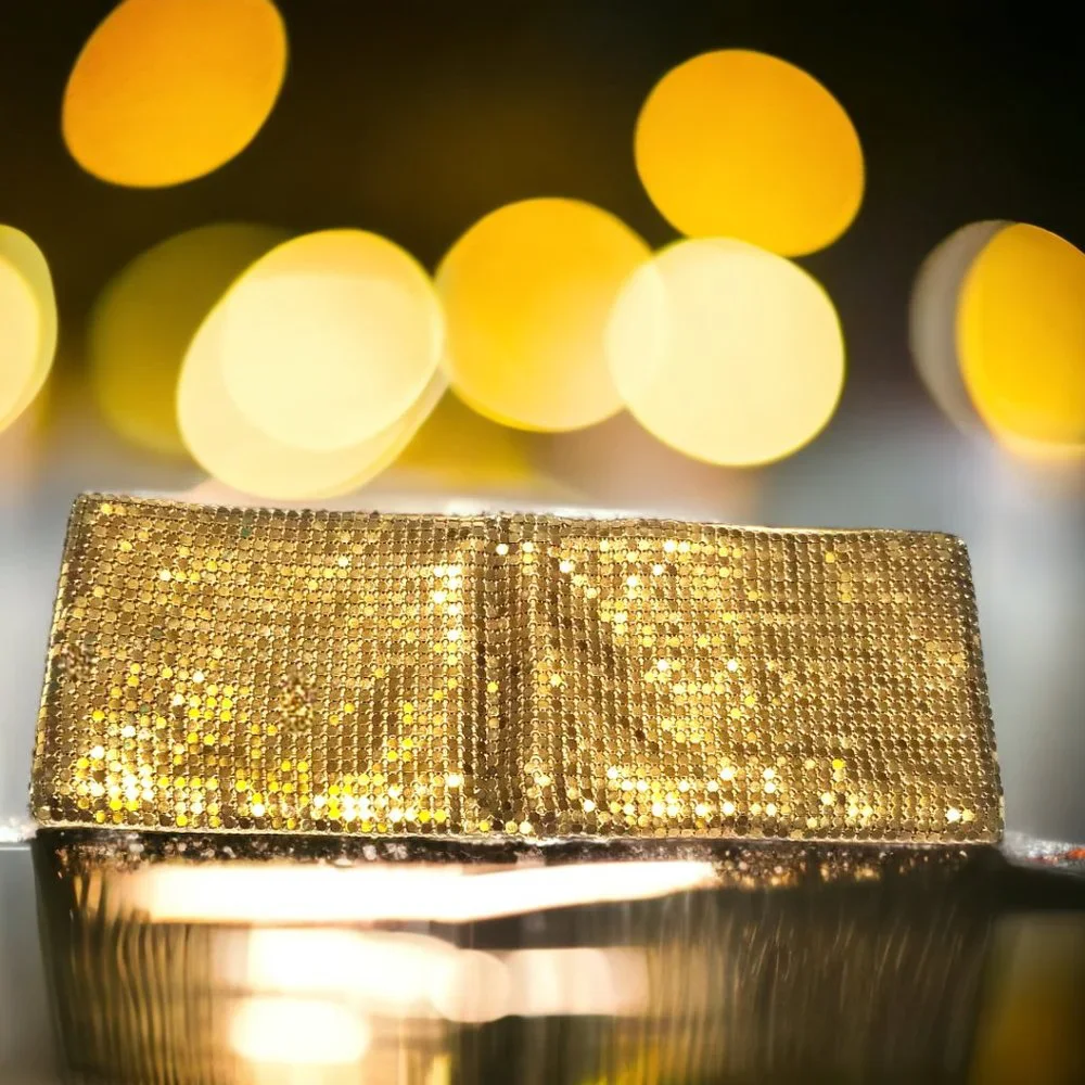 Vintage 1950 Duramesh U.S.A Ladies Gold Color Bifold Wallet Fifth Ave N.Y. - Picture 2 of 6